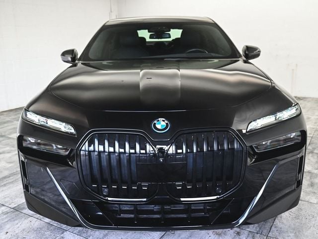 2023 BMW i7 xDrive60 - 22978880 - 1