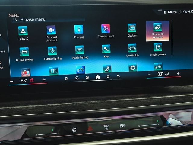 2023 BMW i7 xDrive60 - 22978880 - 24