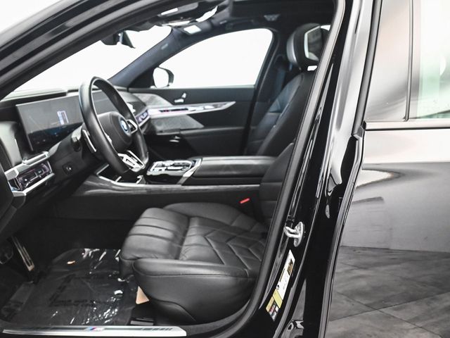 2023 BMW i7 xDrive60 - 22978880 - 32