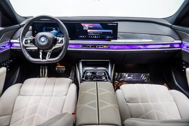 2023 BMW i7