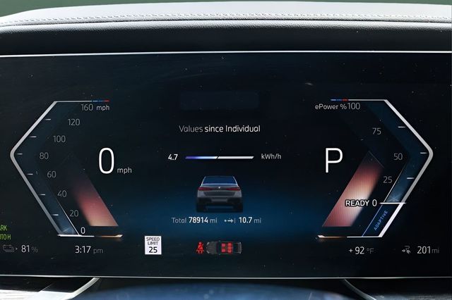 2023 BMW i7 xDrive60 - 23041213 - 39