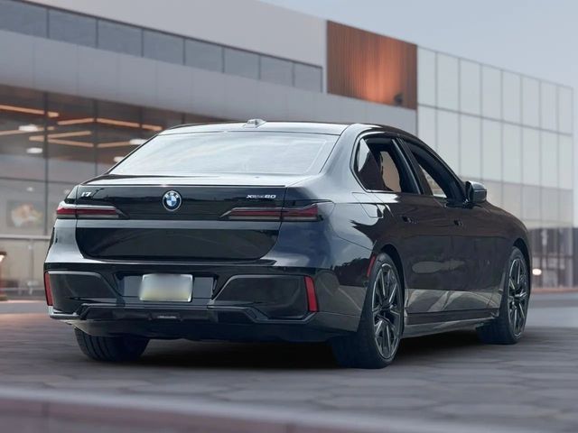 2023 BMW i7 xDrive60 - 22938496 - 14