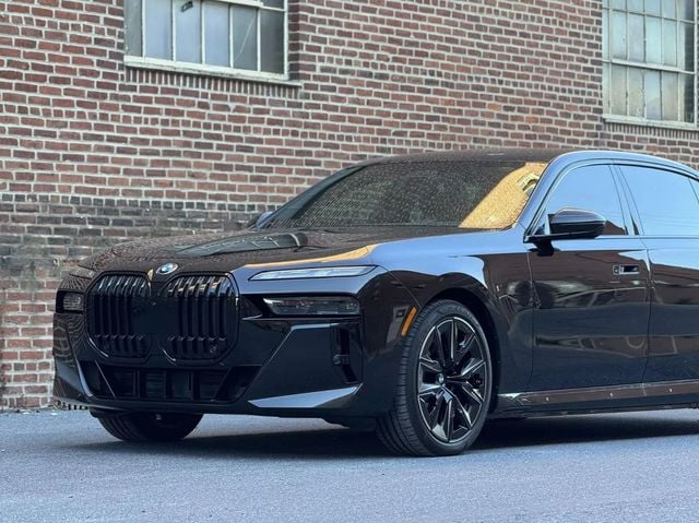 2023 BMW i7 xDrive60 - 22938496 - 19