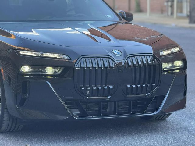 2023 BMW i7 xDrive60 - 22938496 - 21