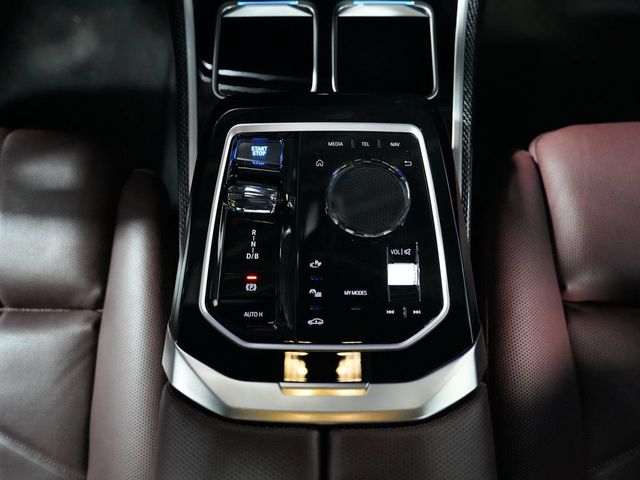 2023 BMW i7 xDrive60 - 23077479 - 30