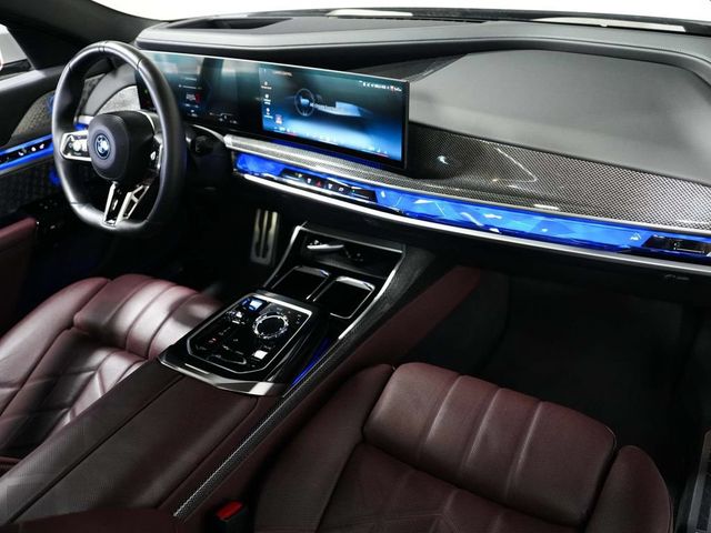 2023 BMW i7 xDrive60 - 23077479 - 38