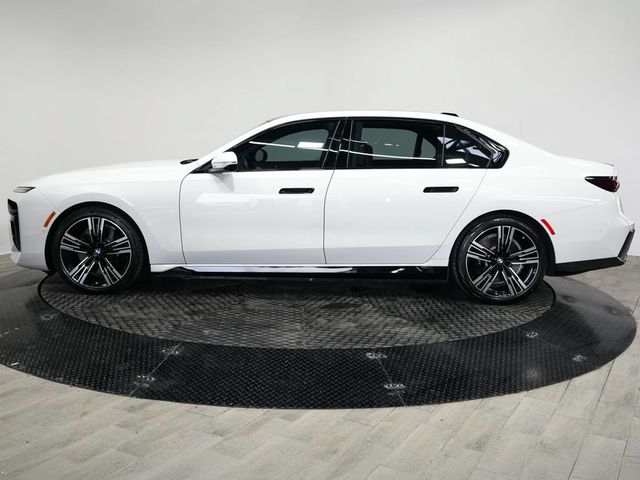 2023 BMW i7 xDrive60 - 23077479 - 3