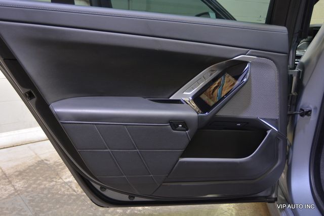 2023 BMW i7 xDrive60 - 23076093 - 10
