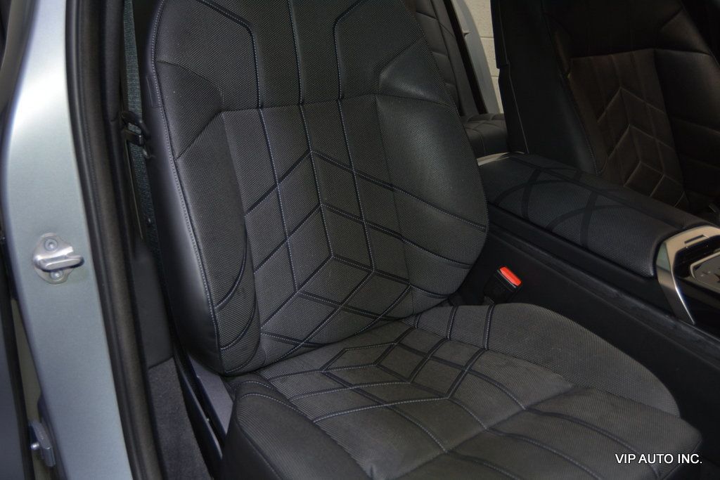 2023 BMW i7 xDrive60 - 23076093 - 17