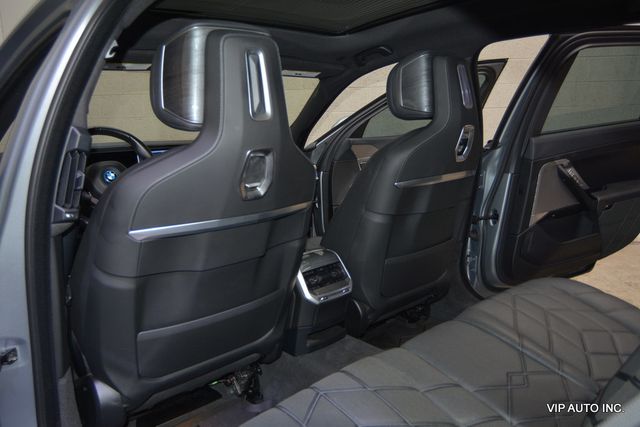 2023 BMW i7 xDrive60 - 23076093 - 21