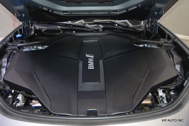 2023 BMW i7 xDrive60 - 23076093 - 29