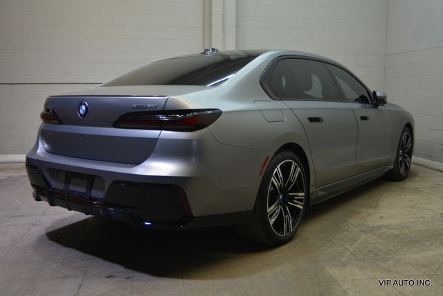 2023 BMW i7 xDrive60 - 23076093 - 3