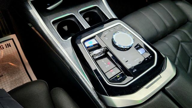 2023 BMW i7 xDrive60 - 23041948 - 15