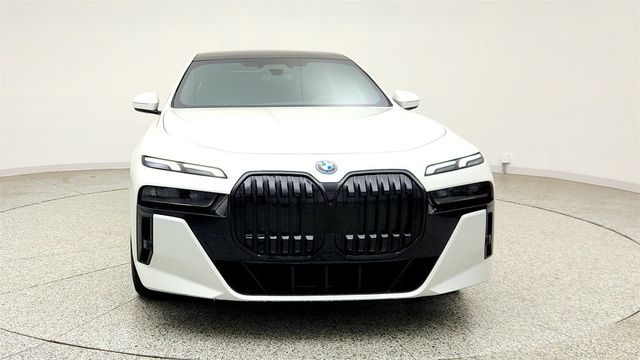 2023 BMW i7 xDrive60 - 23041948 - 1