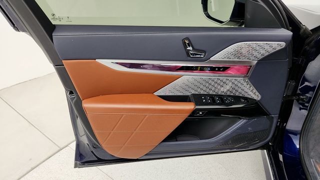 2023 BMW i7 xDrive60 w/ Individual Composition + Bowers & Wilkins Diamond SS - 22949144 - 10