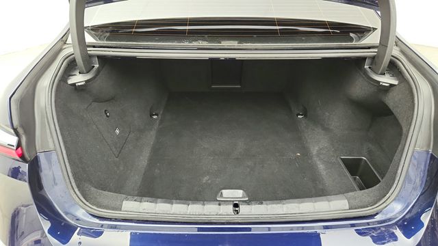 2023 BMW i7 xDrive60 w/ Individual Composition + Bowers & Wilkins Diamond SS - 22949144 - 19