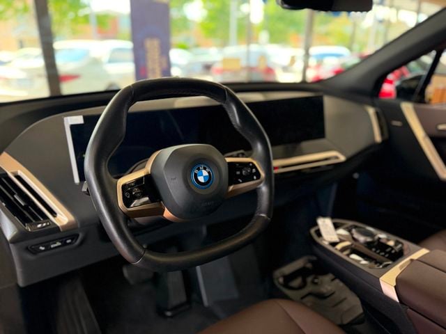2023 BMW iX  - 23052261 - 17