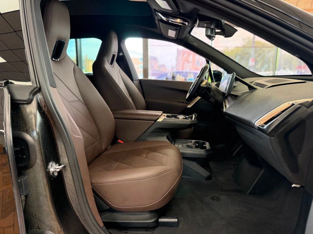 2023 BMW iX  - 23052261 - 24
