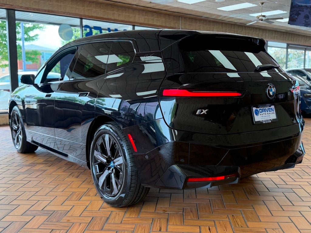 2023 BMW iX  - 23052261 - 5
