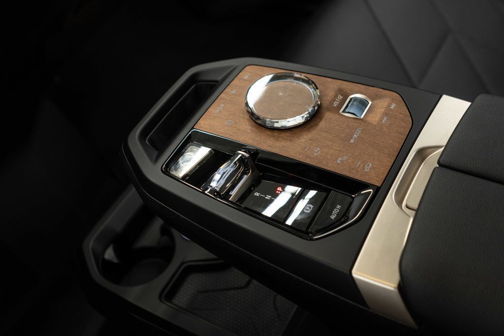 2023 Bmw iX xDrive M60 photo 19