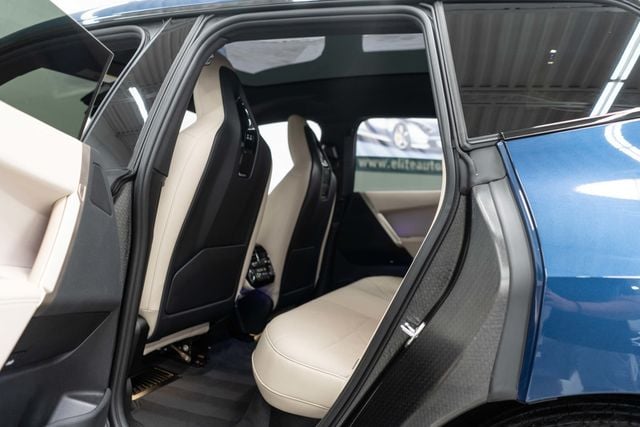 2023 BMW iX  - 23064643 - 28