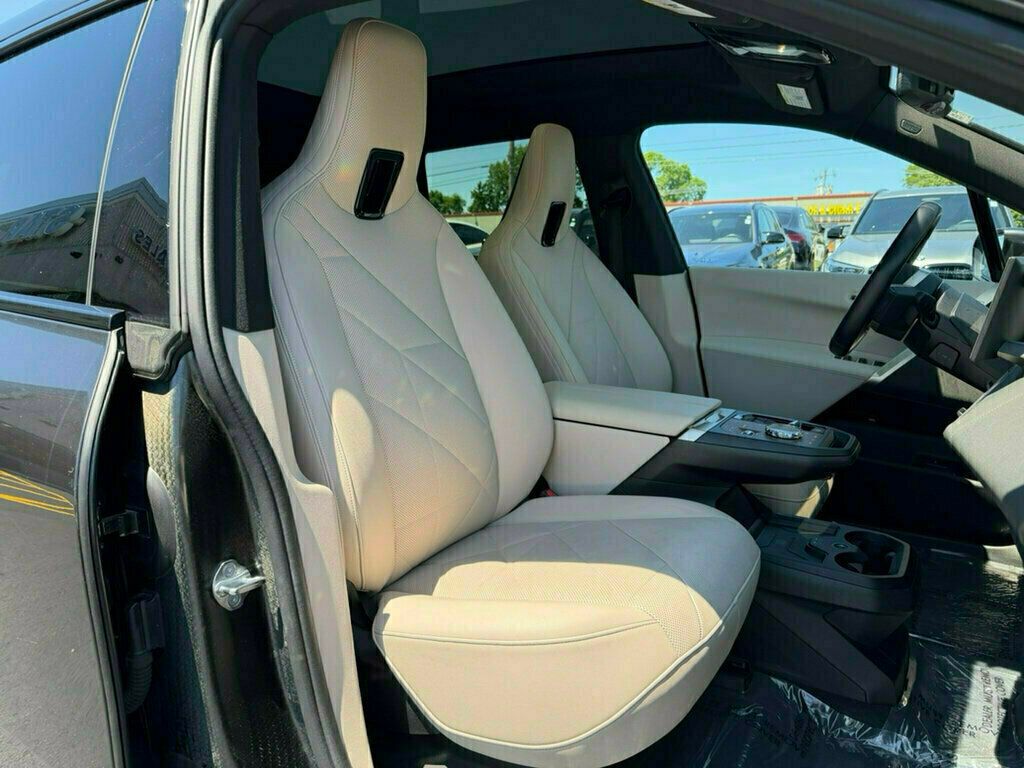 2023 BMW iX  - 23033891 - 13