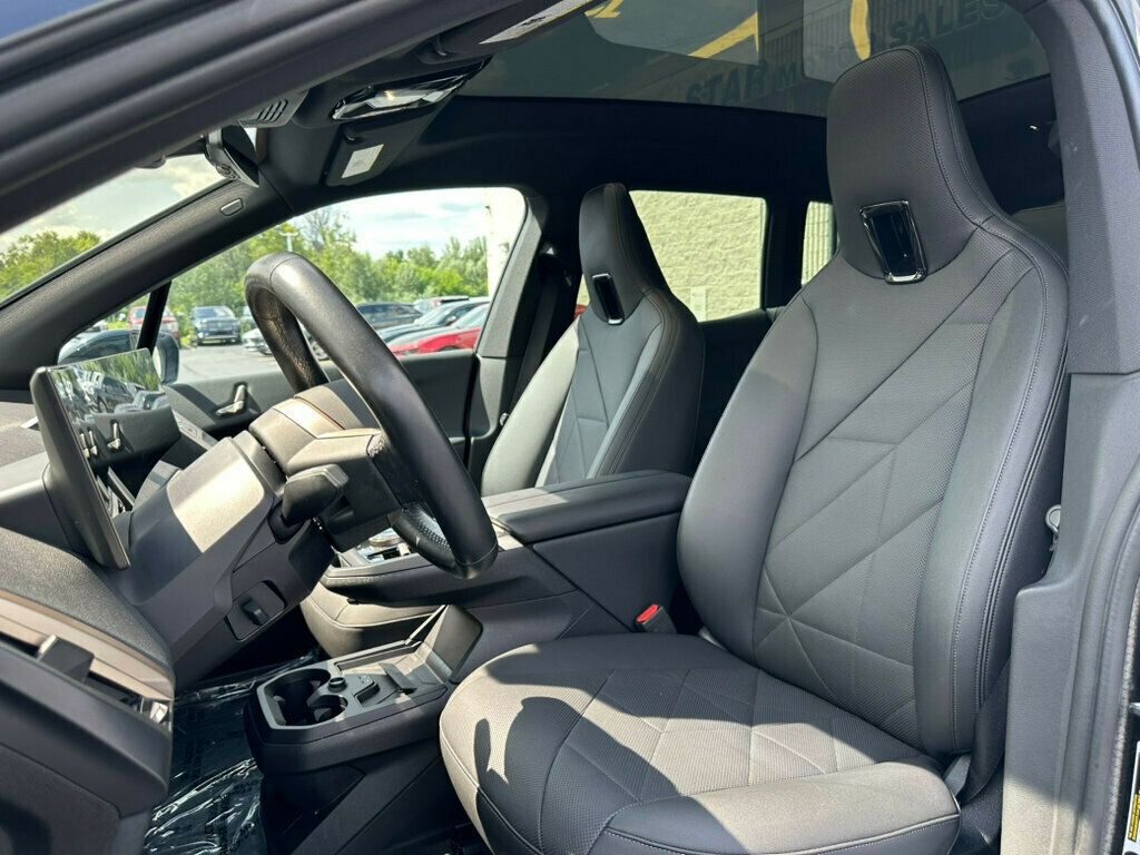 2023 BMW iX  - 23056132 - 16