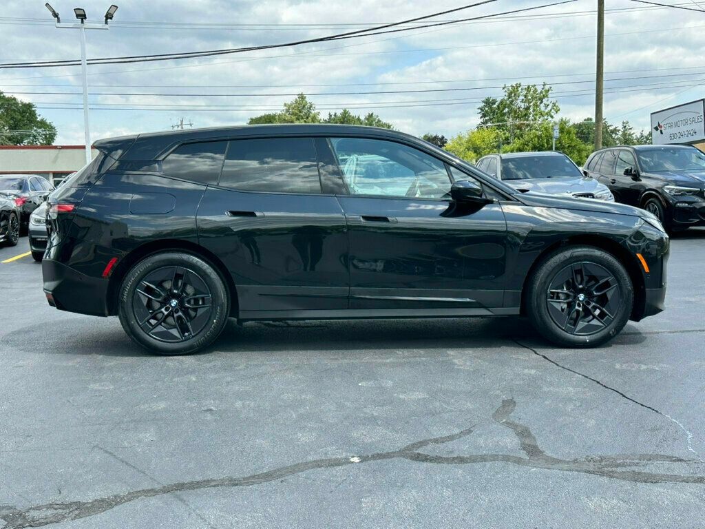 2023 BMW iX  - 23056132 - 17