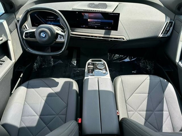 2023 BMW iX  - 23056132 - 1