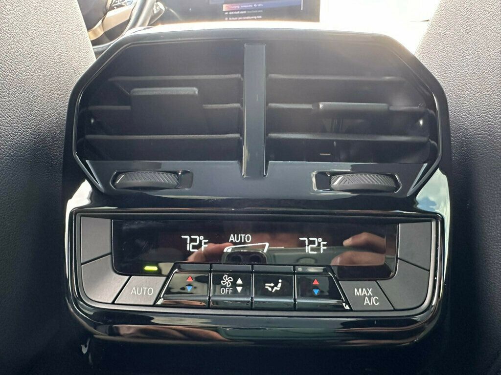 2023 BMW iX  - 23056132 - 22