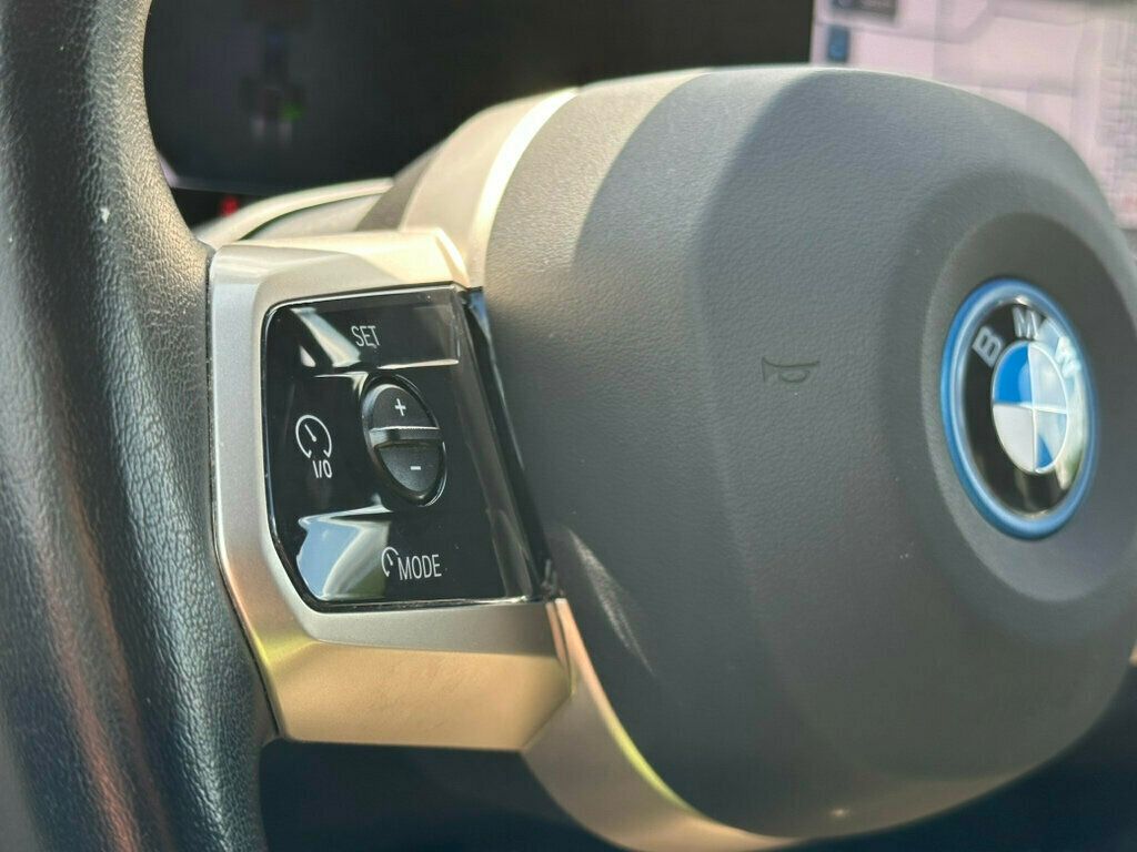 2023 BMW iX  - 23056132 - 33