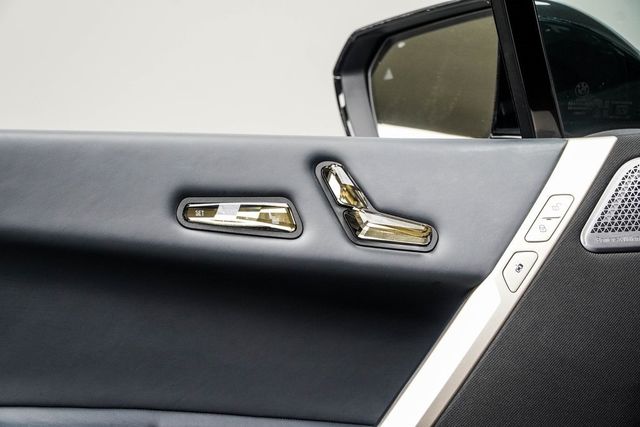 2023 BMW iX M60 - 22897251 - 40