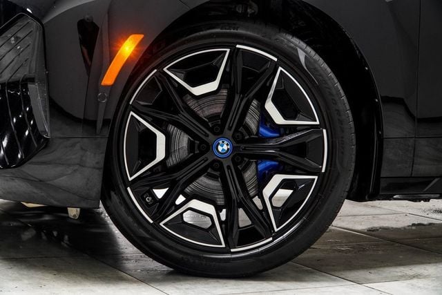 2023 BMW iX M60 - 22948737 - 5