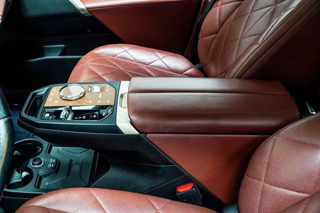 2023 BMW iX M60 - 23003125 - 19