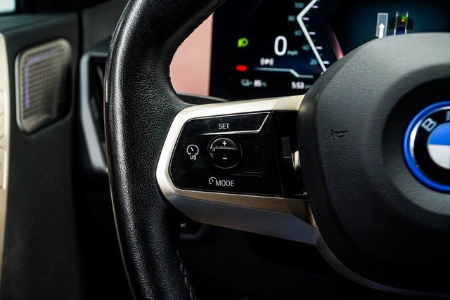 2023 BMW iX M60 - 23003125 - 32