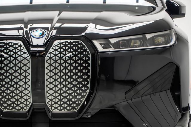 2023 BMW iX M60 - 23070882 - 9