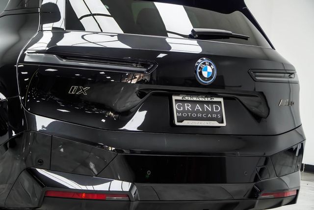 2023 BMW iX M60 - 23070882 - 17