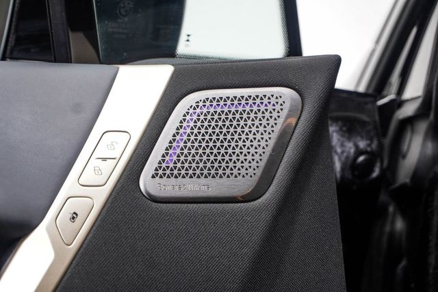 2023 BMW iX M60 - 23070882 - 41