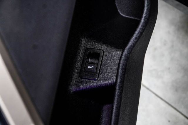2023 BMW iX M60 - 23070882 - 44
