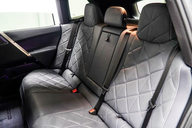 2023 BMW iX M60 - 23070882 - 49