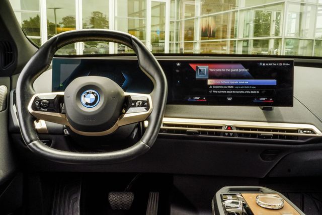 2023 BMW iX M60 - 23053428 - 16
