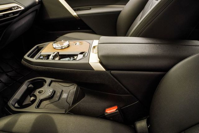 2023 BMW iX M60 - 23053428 - 18