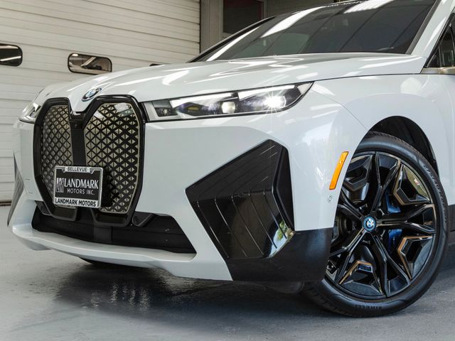 2023 BMW iX M60 AWD - 22917654 - 12