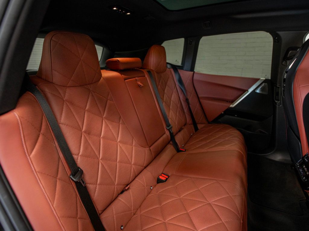 2023 Bmw iX xDrive M60 photo 25
