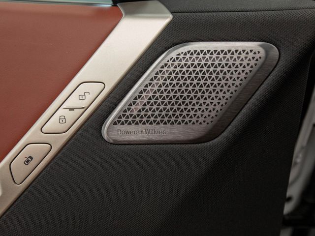 2023 BMW iX M60 AWD - 22917654 - 29