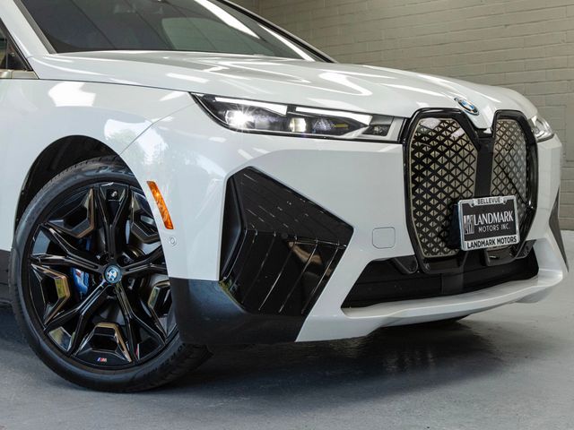 2023 BMW iX M60 AWD - 22917654 - 7