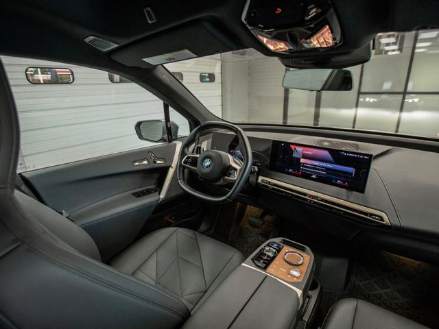 2023 BMW iX M60 AWD  - 22974750 - 16