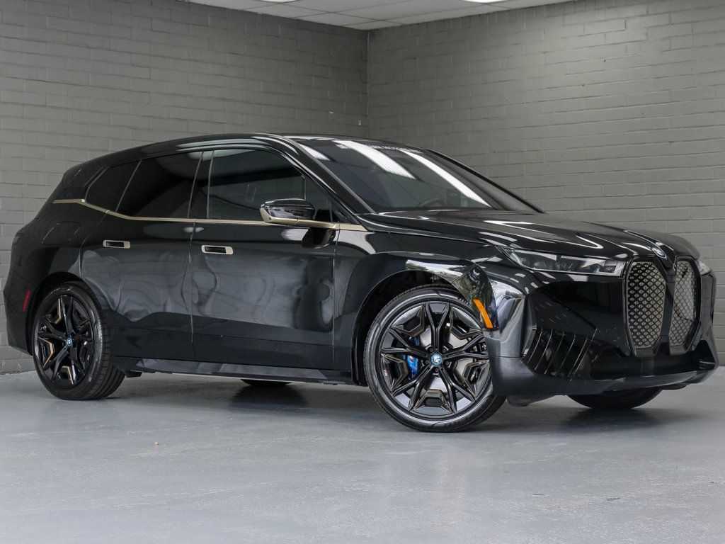 BMW iX