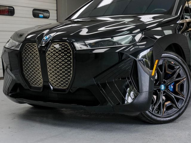 2023 BMW iX M60 AWD - 23041360 - 12
