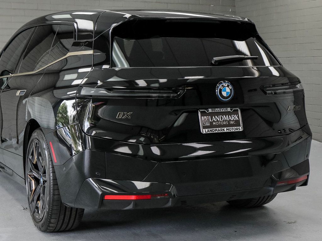 BMW iX photo 29